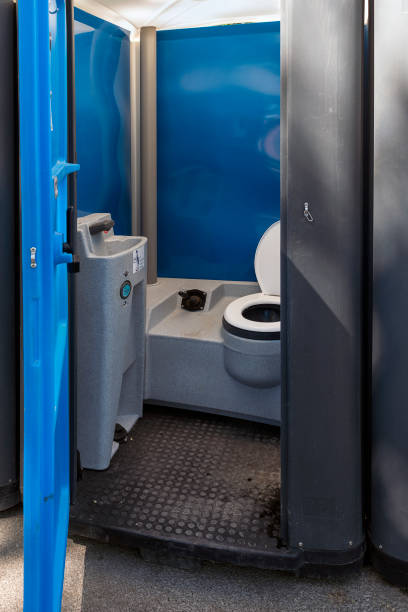 Best High-end porta potty rental  in Halesite, NY